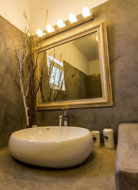 Lavish Suites Agios Ioannis Diakoftis Extérieur photo