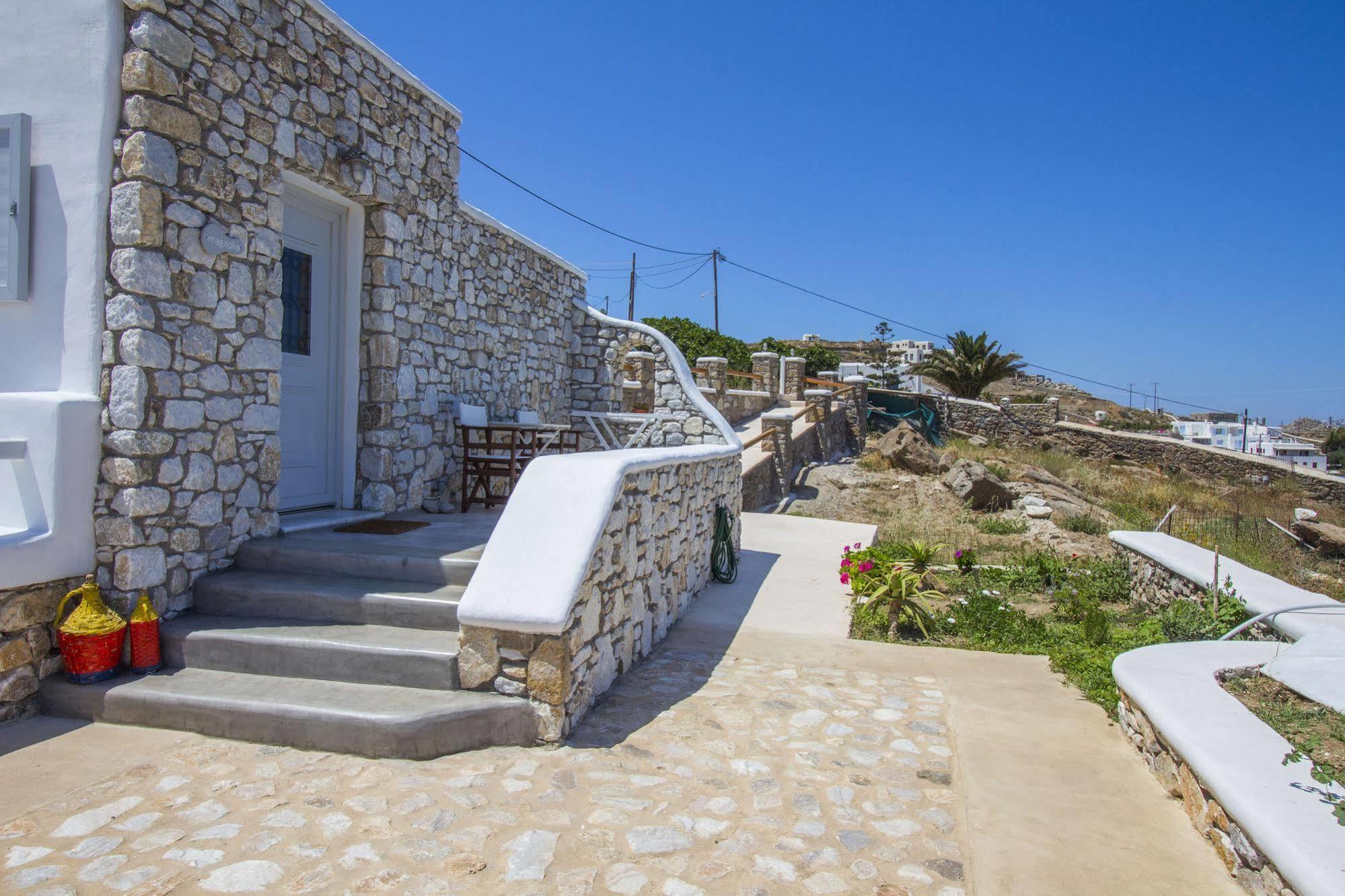 Lavish Suites Agios Ioannis Diakoftis Extérieur photo