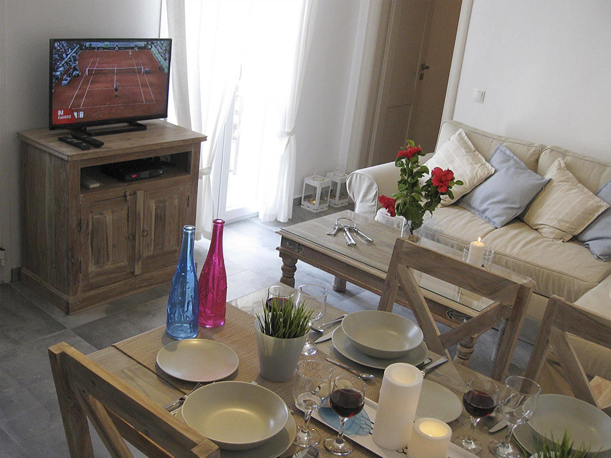 Lavish Suites Agios Ioannis Diakoftis Extérieur photo
