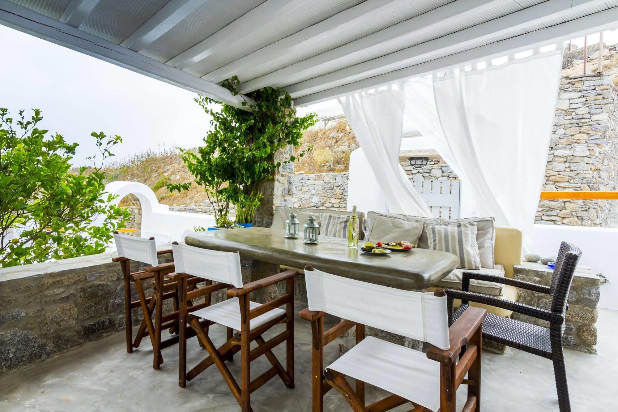 Lavish Suites Agios Ioannis Diakoftis Extérieur photo