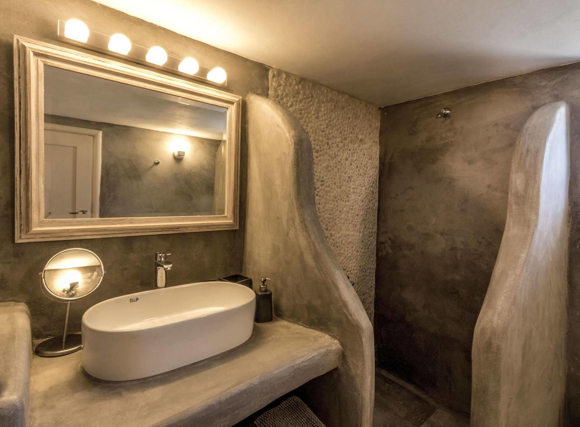 Lavish Suites Agios Ioannis Diakoftis Extérieur photo